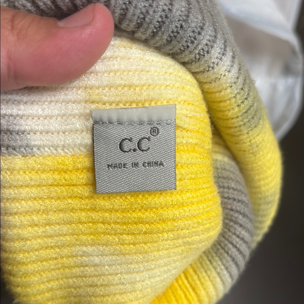 NWT. C.C KIDS Tie dye Pom Beanie - Picture 5 of 5